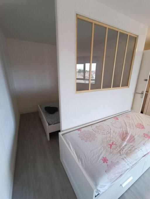 Equipe 2 A 4 Couchages St Charles * Marseille